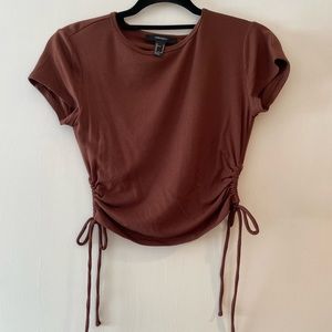 Cropped brown shirt